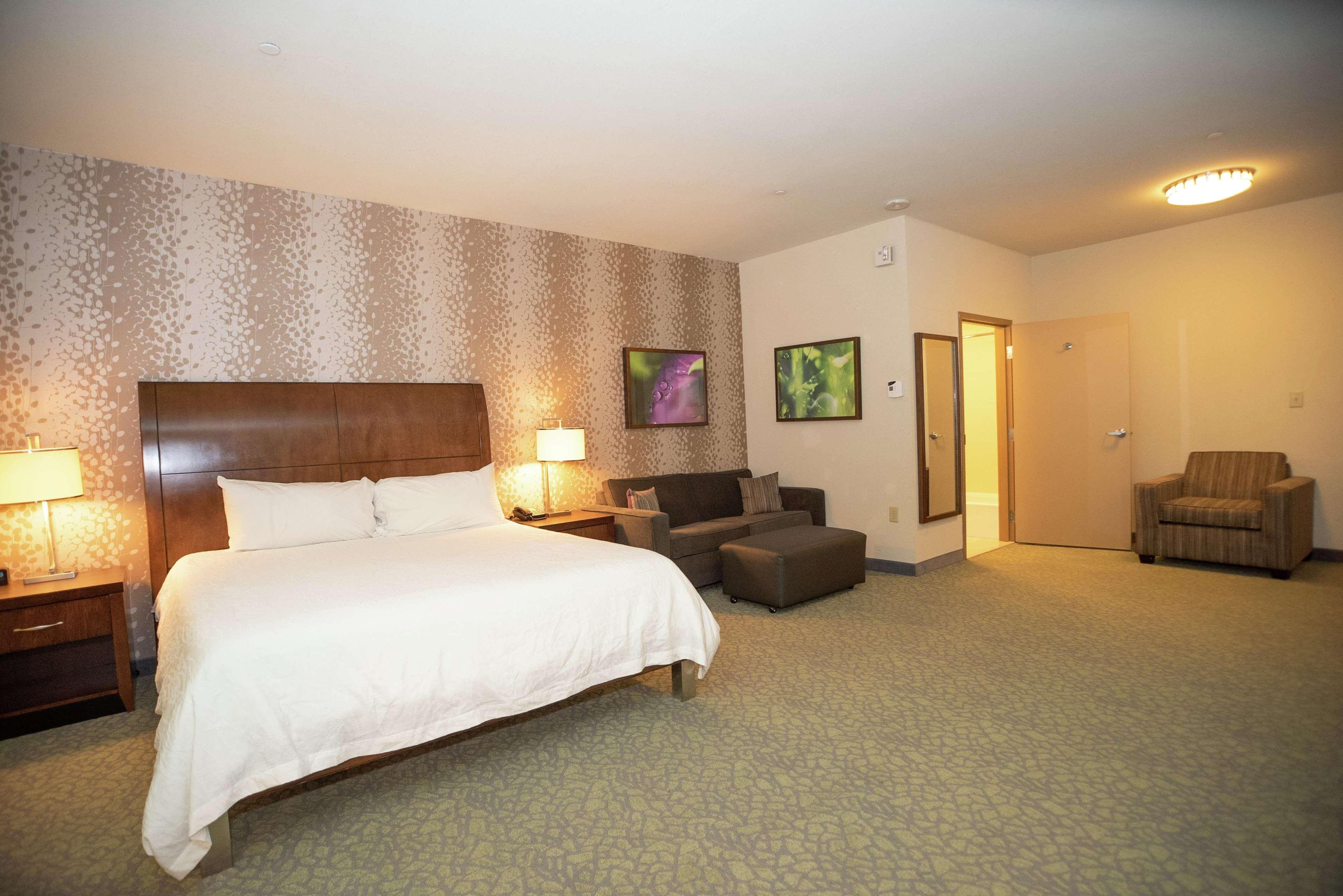 Hilton Garden Inn Covington/Mandeville Exterior foto