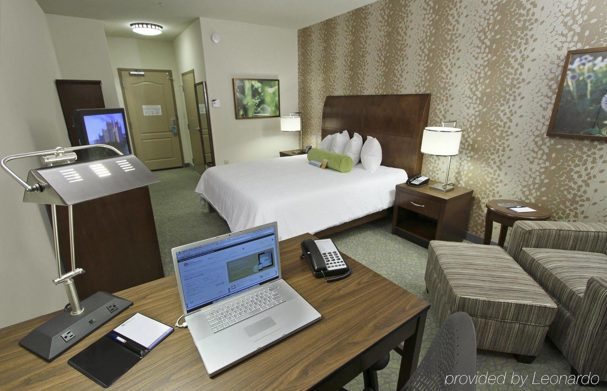 Hilton Garden Inn Covington/Mandeville Habitación foto