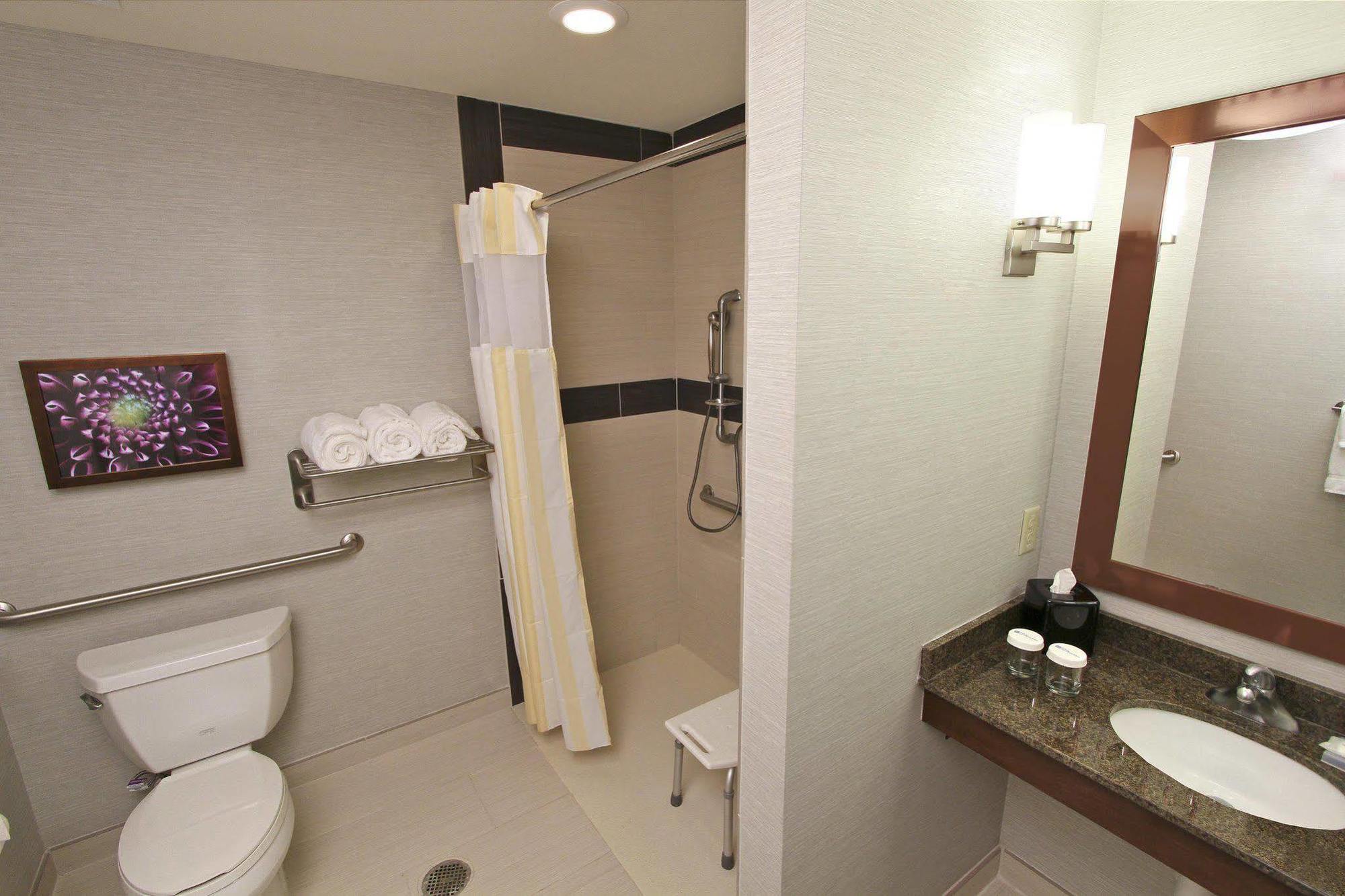 Hilton Garden Inn Covington/Mandeville Habitación foto